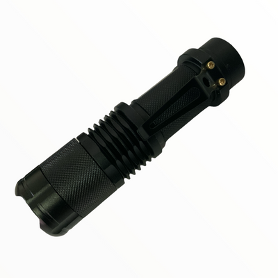 Lámpara de mano LED T6 recargable con 5 modos de iluminación