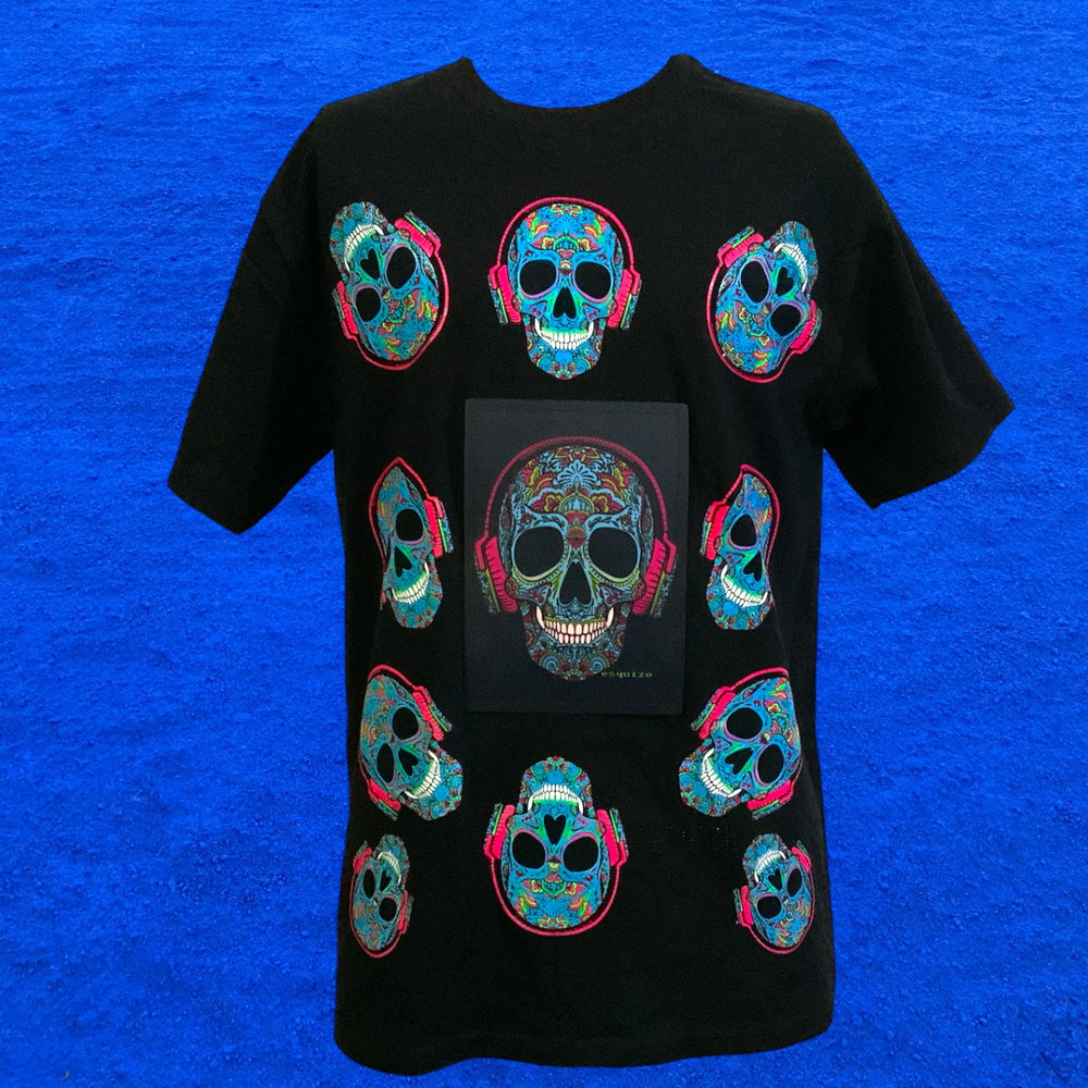 Playera con luces LED activadas por sonido diseño calavera