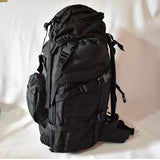 Mochila táctica multiusos de 45 litros en color negro camuflaje para campismo — imagen 3 de 7