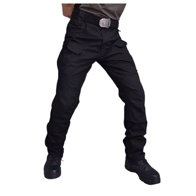 Pantalón táctico de combate en color caqui con múltiples bolsillos