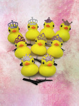 Pollitos amarillos decorativos con broche para manualidades y decoración — imagen 2 de 3