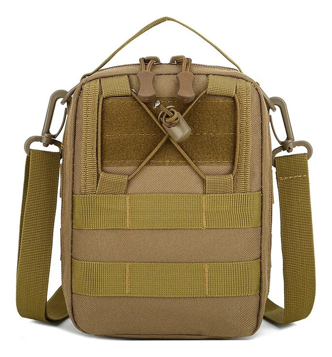 Mochila botiquín táctica con sistema molle en color caqui