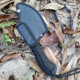 Hacha con cuerda paracord integrada en el mango — imagen 3 de 3
