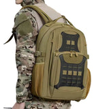 Mochila táctica de 22 litros con sistema molle y compartimentos impermeables — imagen 5 de 7