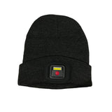 Gorro con luz LED frontal recargable en color negro — imagen 4 de 4