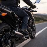Silenciador deportivo negro mate con kit de montaje para motocicleta — imagen 5 de 6