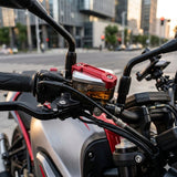 Tapa de depósito de freno de motocicleta en aluminio CNC anodizado — imagen 5 de 5