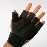 Guantes de medio dedo colección PJ en negro y verde — imagen 2 de 9
