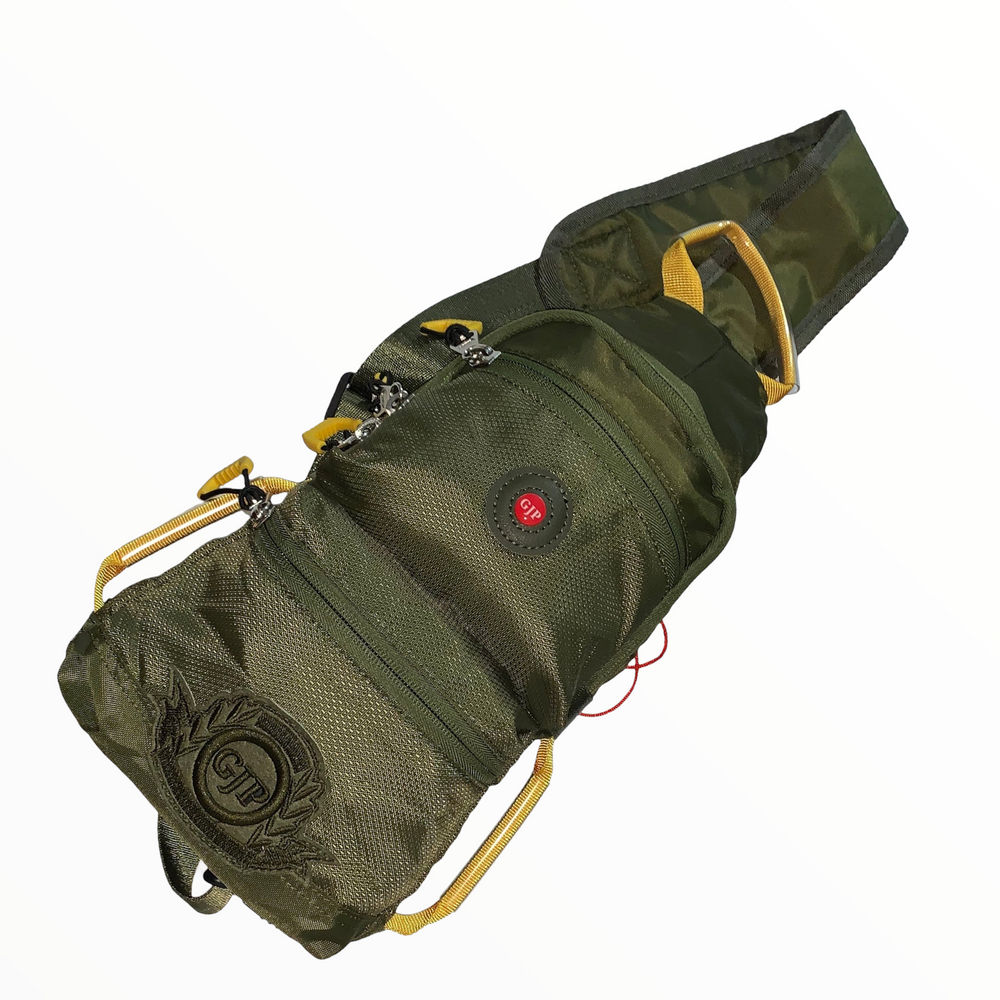 Pechera tipo mochila casual de 5 litros con varios compartimentos