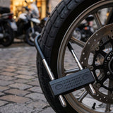 Candado tipo U de estructura metálica reforzada para motocicleta con llaves — imagen 4 de 4