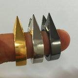 Anillo de autodefensa con forma de orejas de gato en dorado y plata — imagen 1 de 3