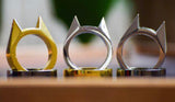 Anillo de autodefensa con forma de orejas de gato en dorado y plata — imagen 3 de 3