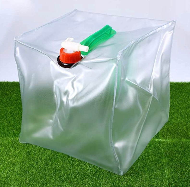 Cubo contenedor plegable de agua con capacidad de 15 litros