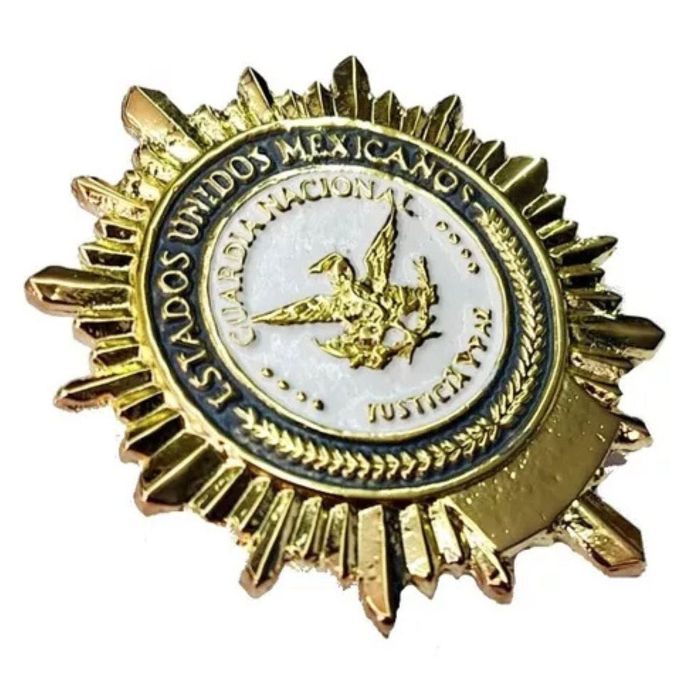 Placa de identificación con diseño de la Guardia Nacional