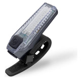 Luz trasera recargable con efecto patrulla instalada en bicicleta — imagen 1 de 5