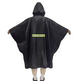 Poncho impermeable negro con capucha y detalles reflejantes — imagen 2 de 4