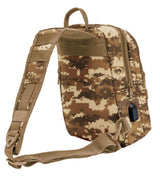 Mochila pechera táctica con puerto USB en color caqui de 6 litros — imagen 7 de 8