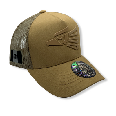 Gorra ajustable con bordado de águila en color verde militar