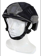 Cubierta de casco camuflaje, accesorio de performance en negro liso — imagen 5 de 7