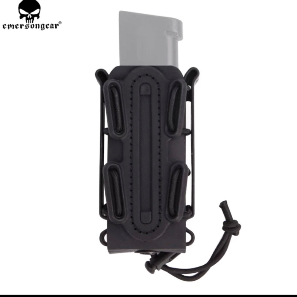 Porta cargador con clip ajustable sistema molle en negro y verde