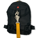 Mochila con gancho de seguridad y cierre en correas para transportar equipo — imagen 4 de 6