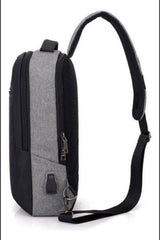 Mochila antirrobo pechera azul con puerto USB y cremallera oculta — imagen 2 de 10