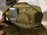 Chest bag táctico caqui de 5 litros con compartimento porta armas — imagen 6 de 10